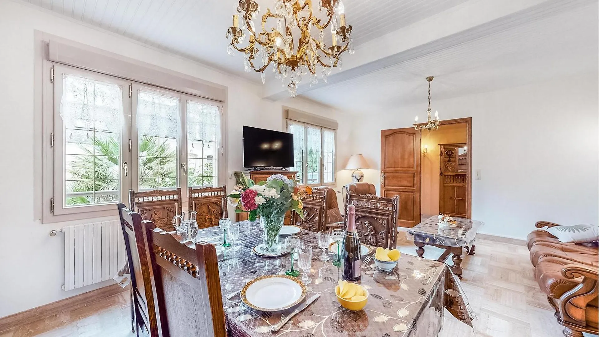 Awesome Home In Riantec With Kitchen France