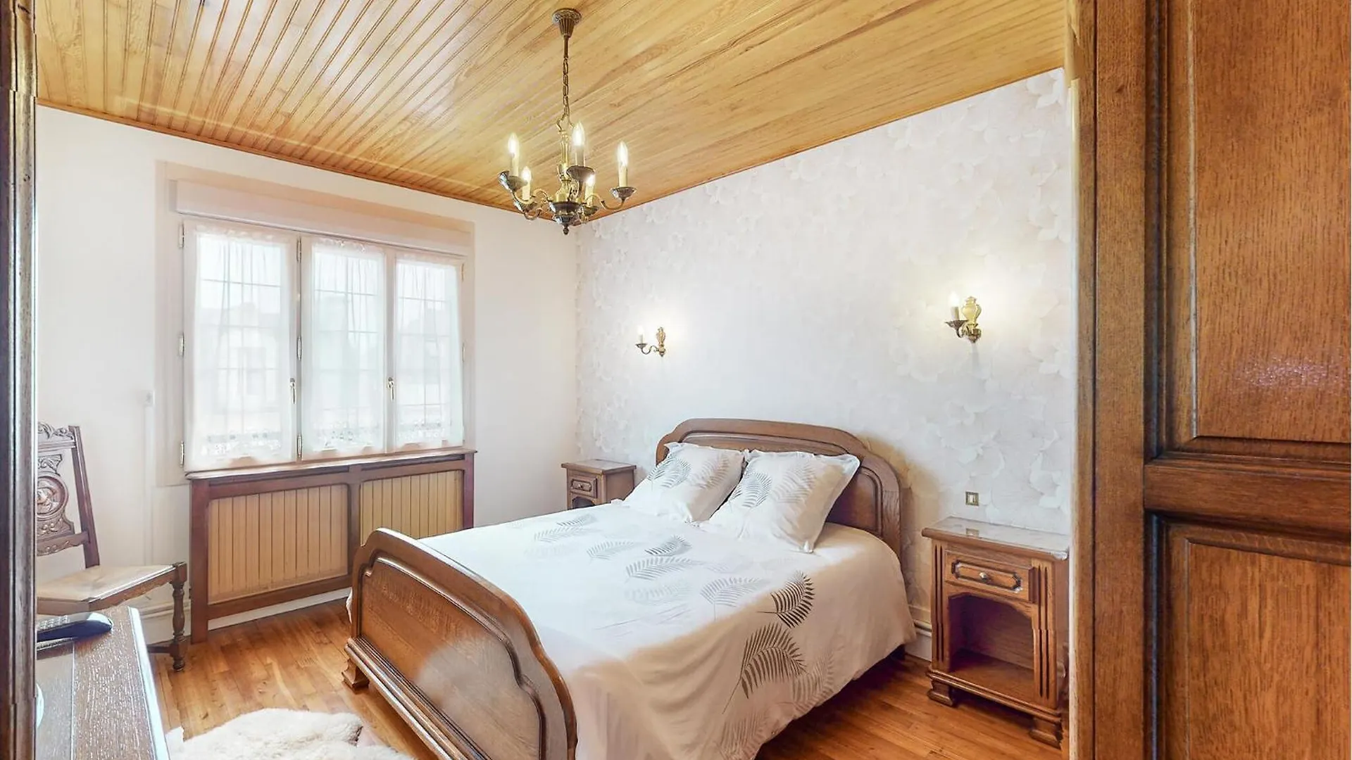 Awesome Home In Riantec With Kitchen