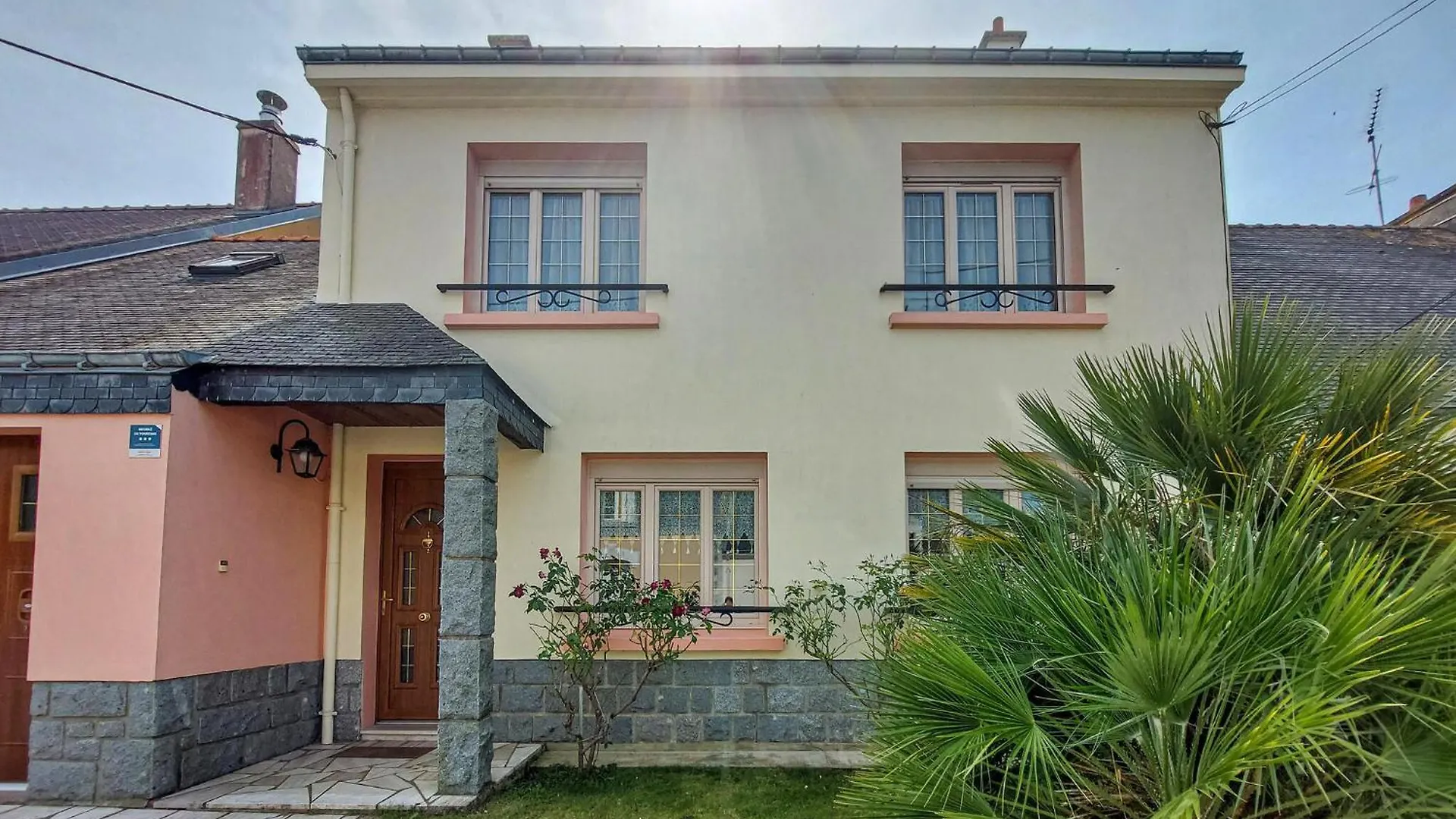 Awesome Home In Riantec With Kitchen France